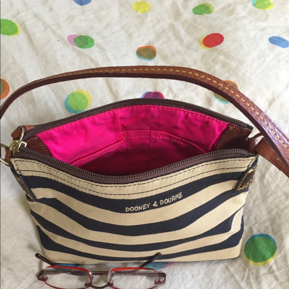 Dooney and Bourke purse